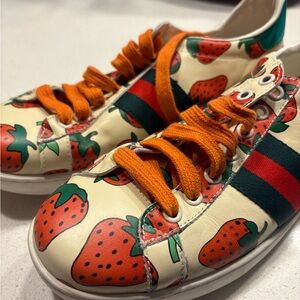 Strawberry Print GUCCI Sneakers